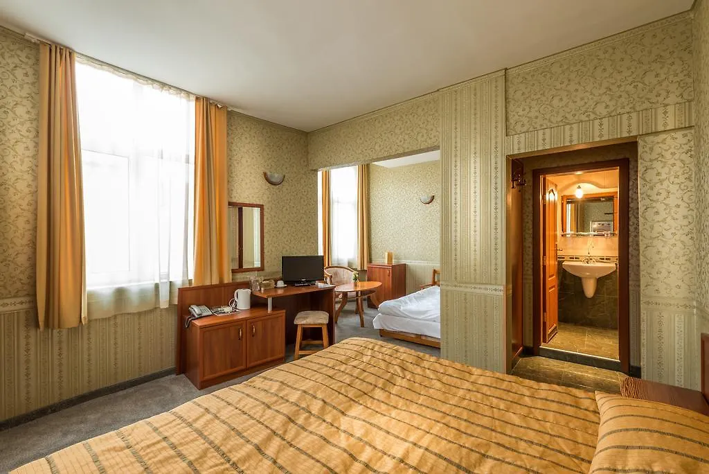 Family Hotel Chiplakoff Burgas 3*,