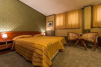 Family Hotel Chiplakoff Burgas 3*,